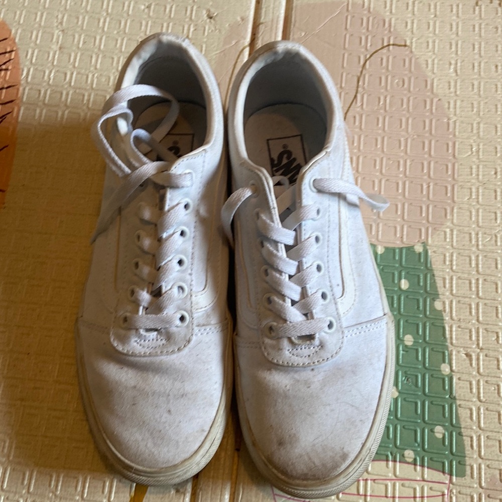 White Vans Women 9